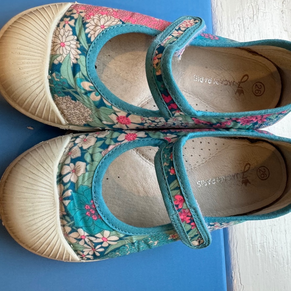 Jabari shoes